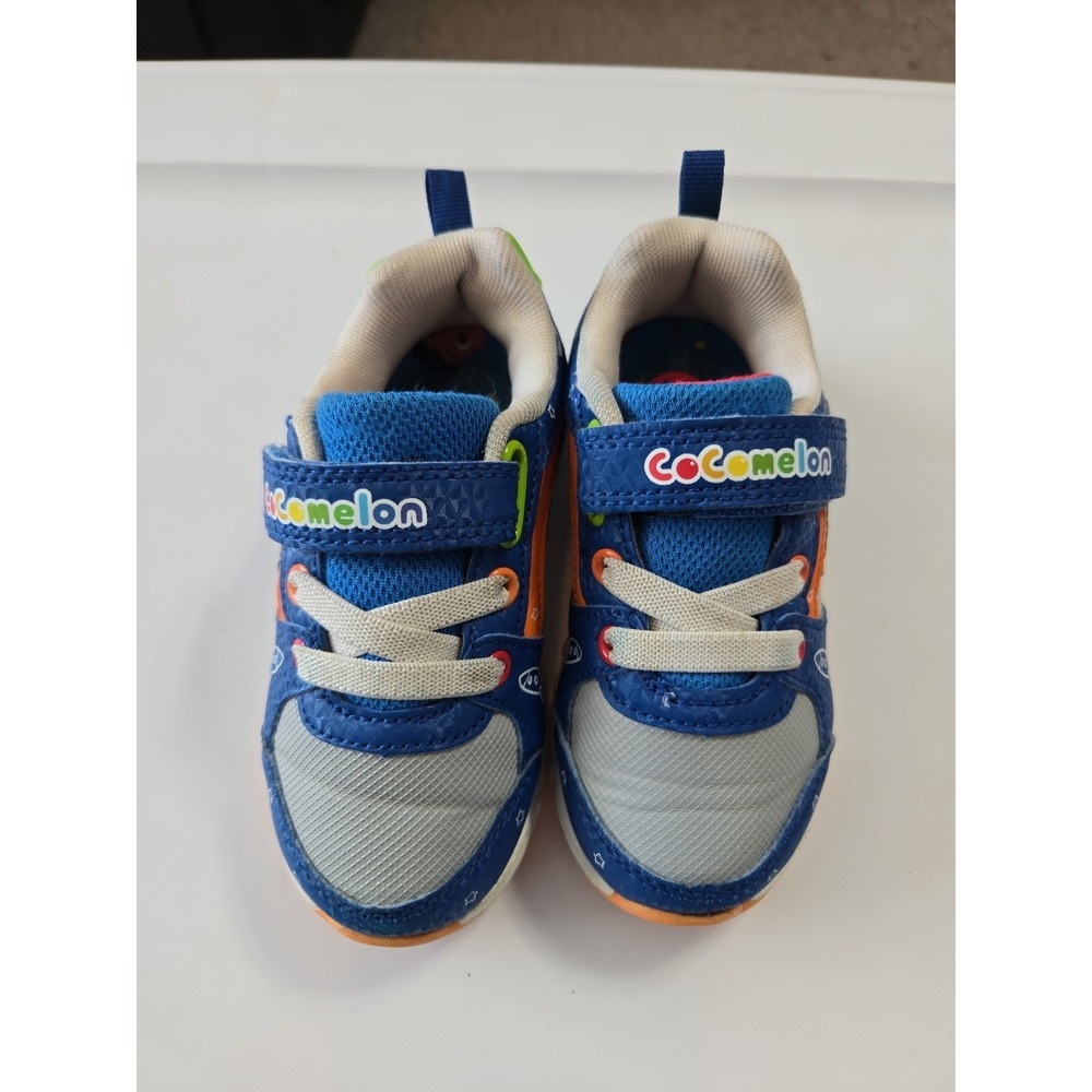 Cocomelon Boys‎ Lightup Sneakers Size 8
